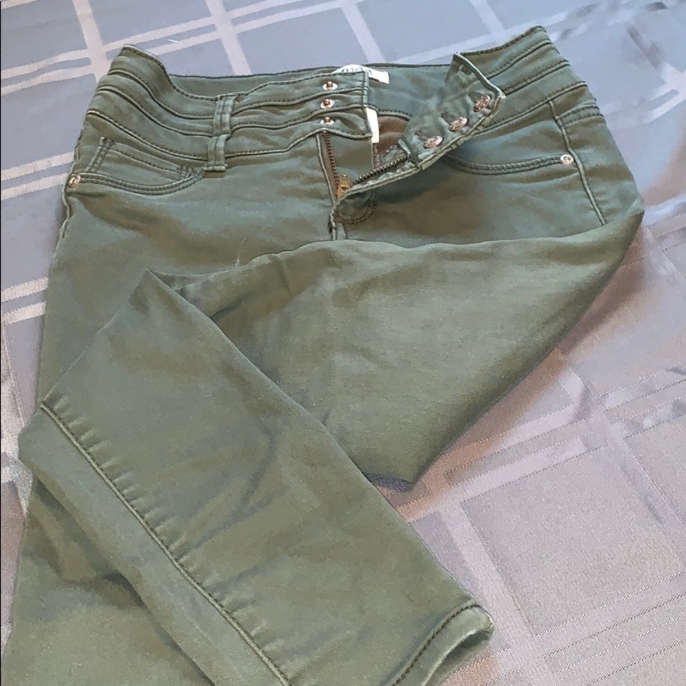 Jeans